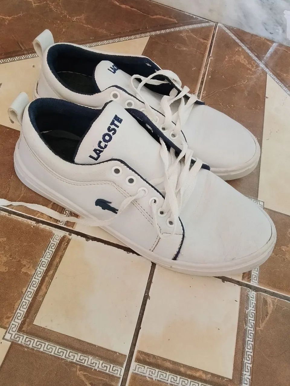 Vendo tênis  baixo Lacoste  - Foto 3
