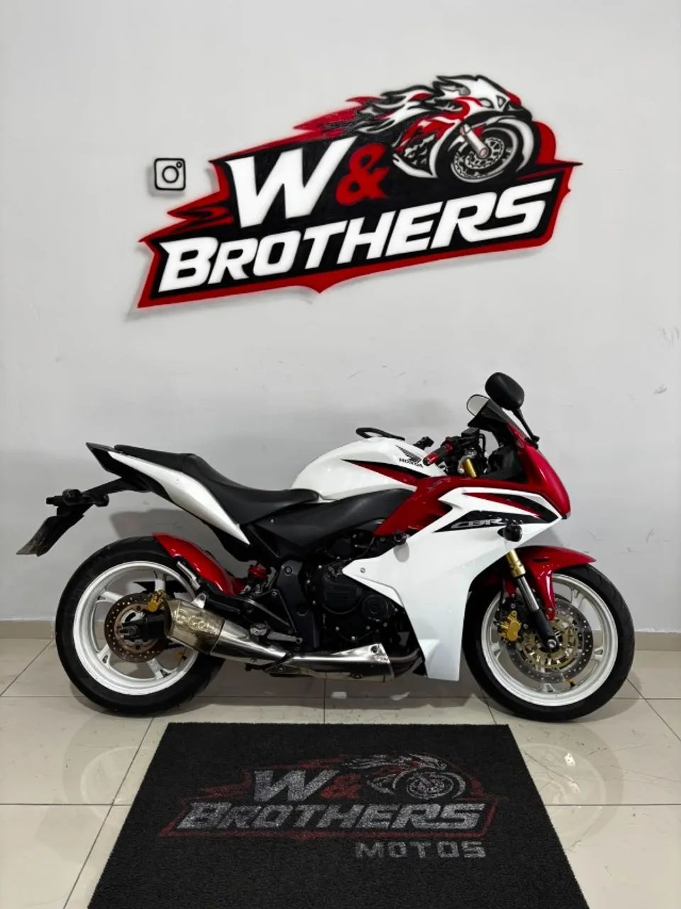 CBR 600F 2012 (baixa km)  - Foto 2