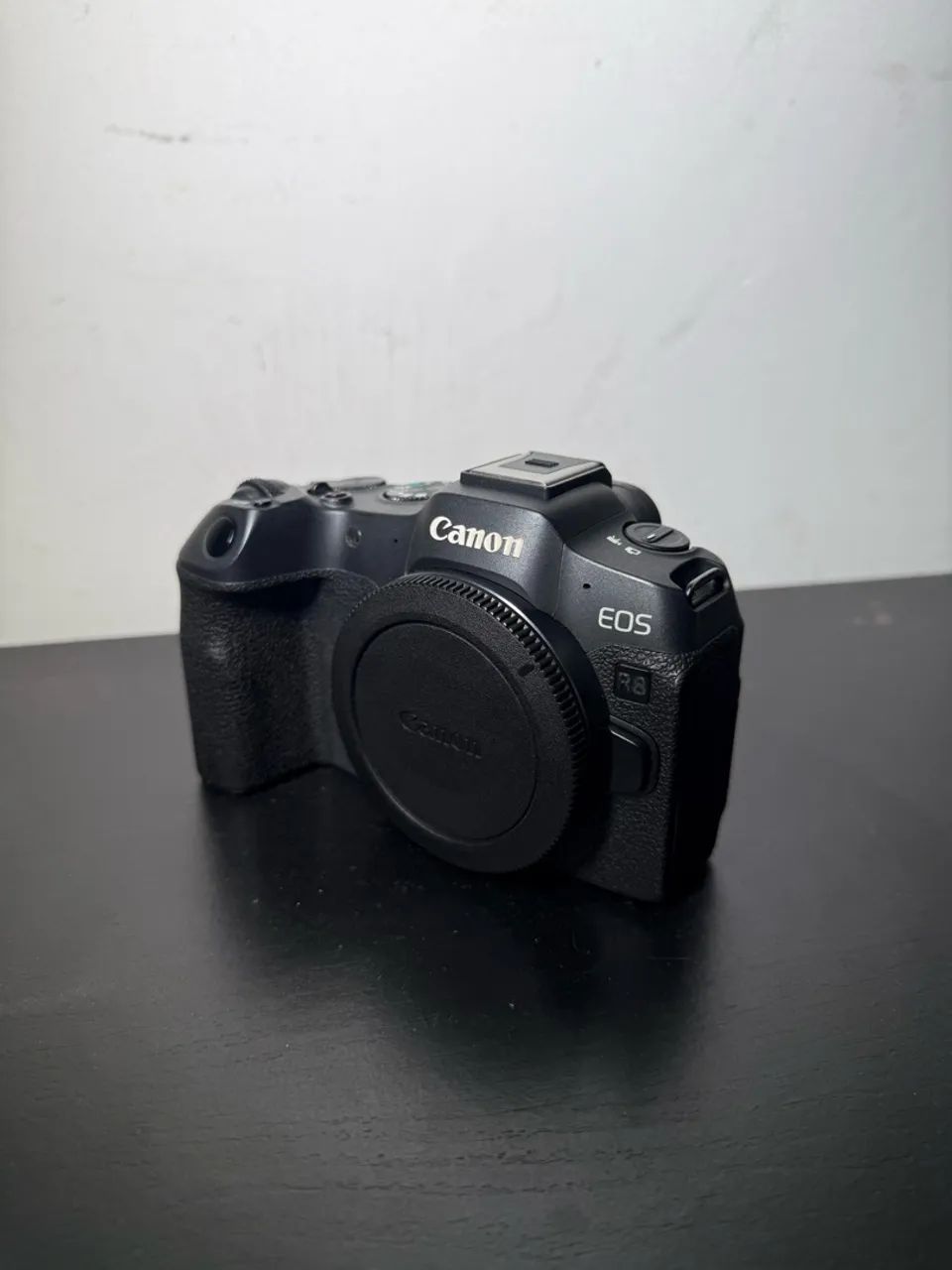Canon R8 - Foto 2