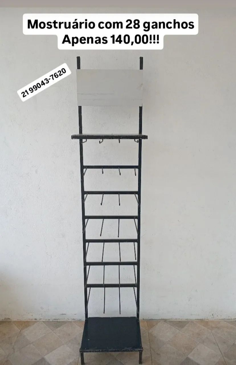 Mostruário ganchos 150,00