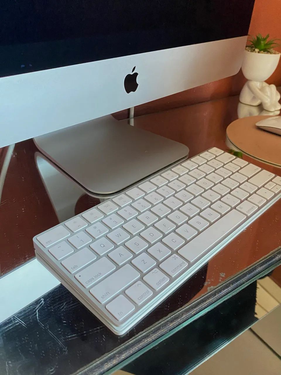 MacBook Apple + mouse e teclado  - Foto 3