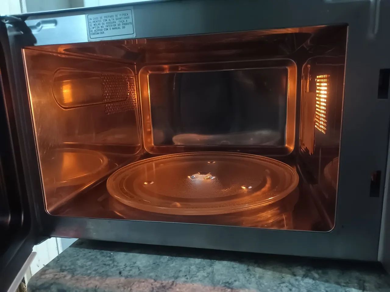 Microondas Philco 31L muito bom funcionando perfeitamente  - Foto 4