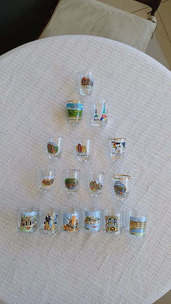 Copos Colecionáveis de Países (shot)
