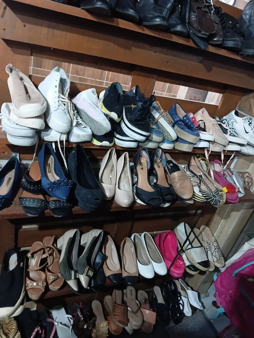  Roupas calçados adultos e infantis  - Foto 3