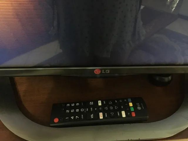 TV LG 42 Polegadas, Smart, Defeito na Imagem - Foto 6