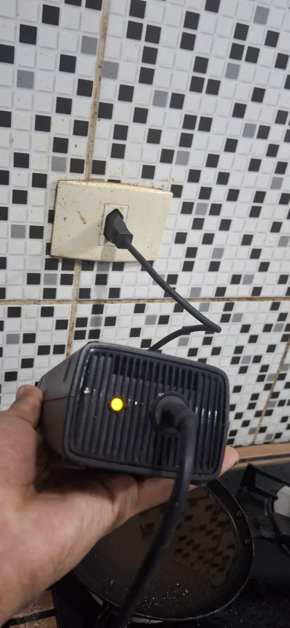 Fonte do Xbox 360 Slim com um pino para Venda - Foto 6