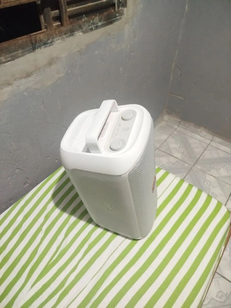 Caixinha JBL 120