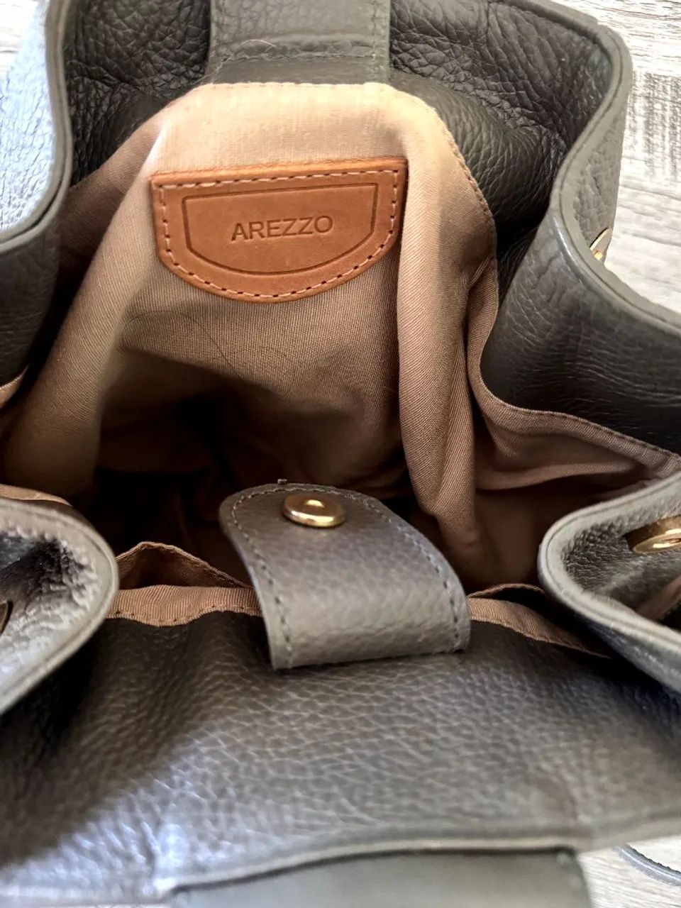 Bolsa Arezzo couro legítimo - Foto 4