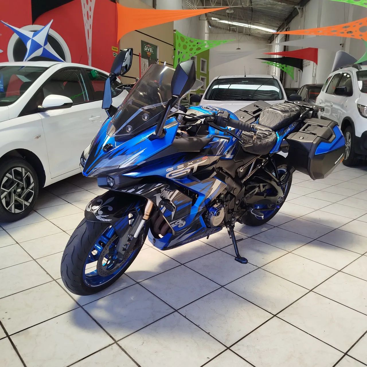 GSX-S 1000 GT 2025 - 1541065102 | OLX