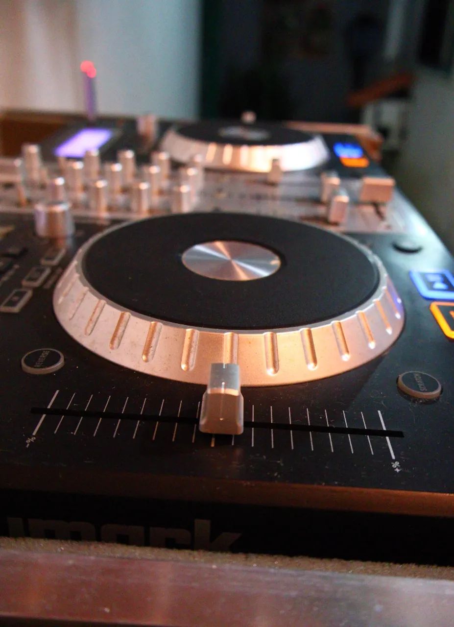 Controladora Numark Mixdeck Express - Instrumentos musicais