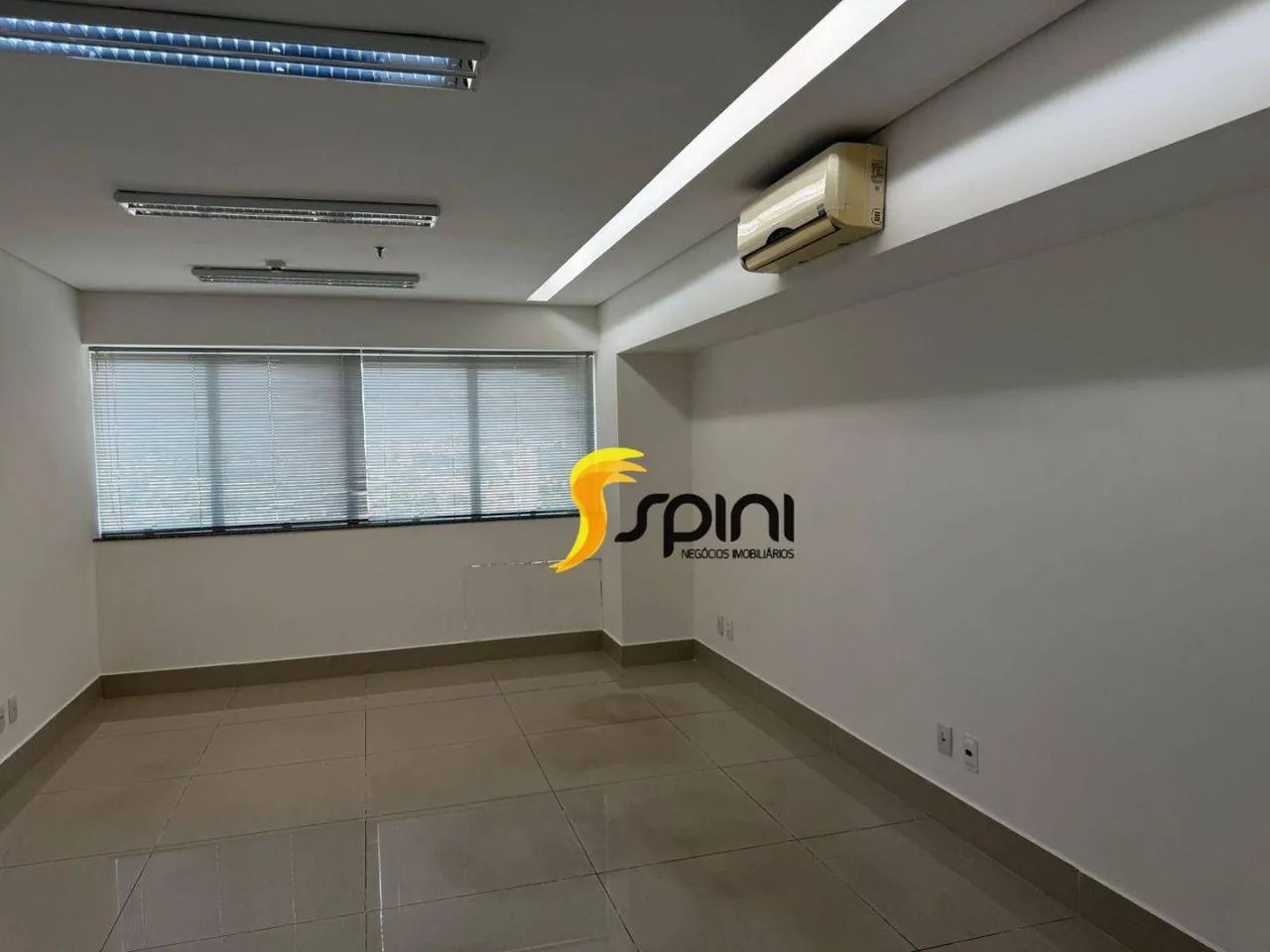 Sala para alugar, 50 m² Brasil - Uberlândia/MG - Foto 2
