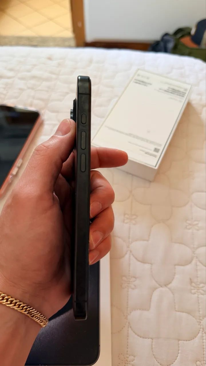 iPhone 15 pro Max 256 - Foto 3