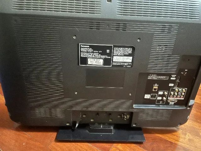 TV Panasonic LCD 32 polegadas  - Foto 2