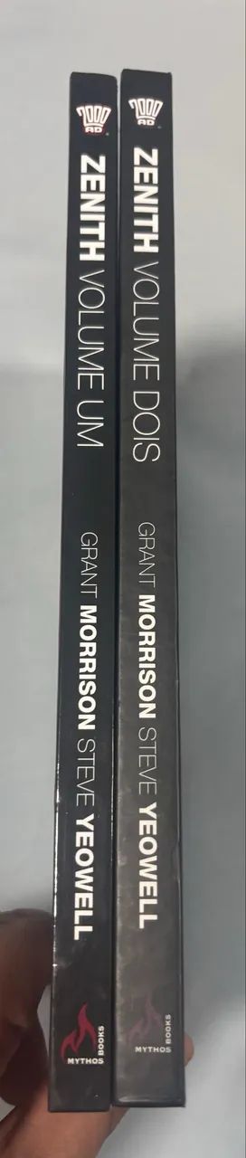 Zenith - Grant Morrison - Volumes 1 e 2  - Foto 3