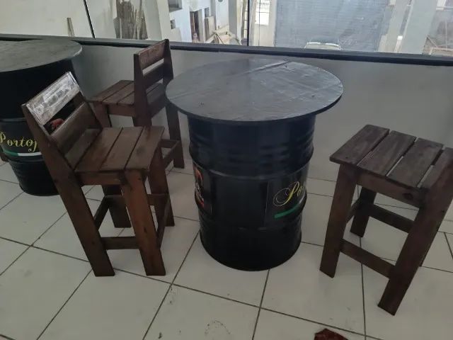 Kit Bistro Barril com Cadeiras