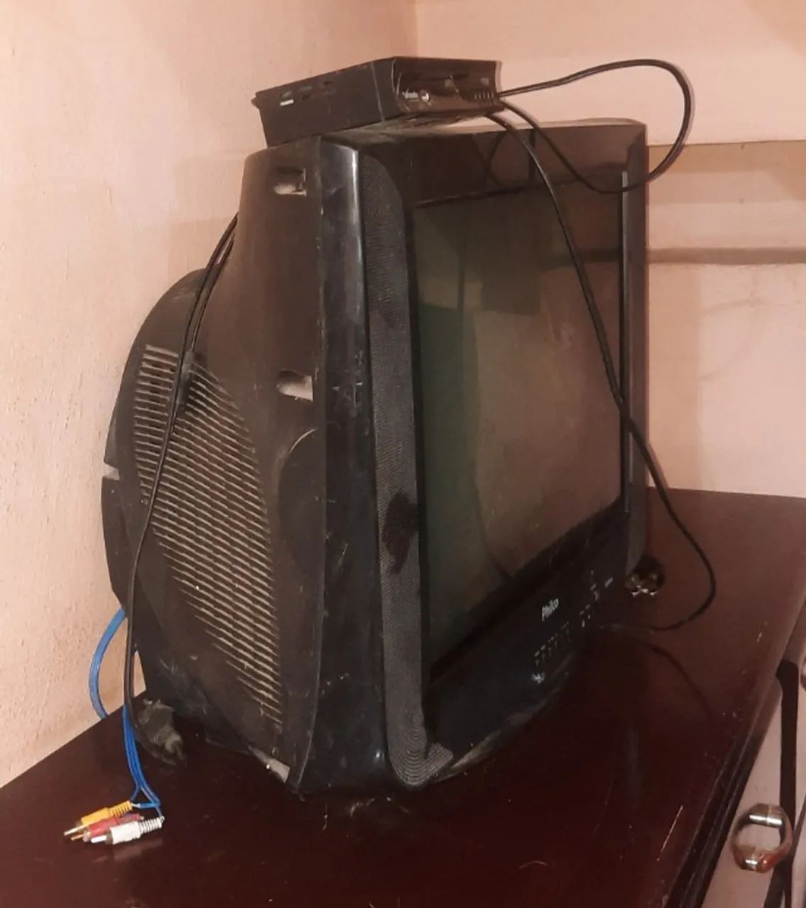 Televisão tubo 20 polegadas com coversor