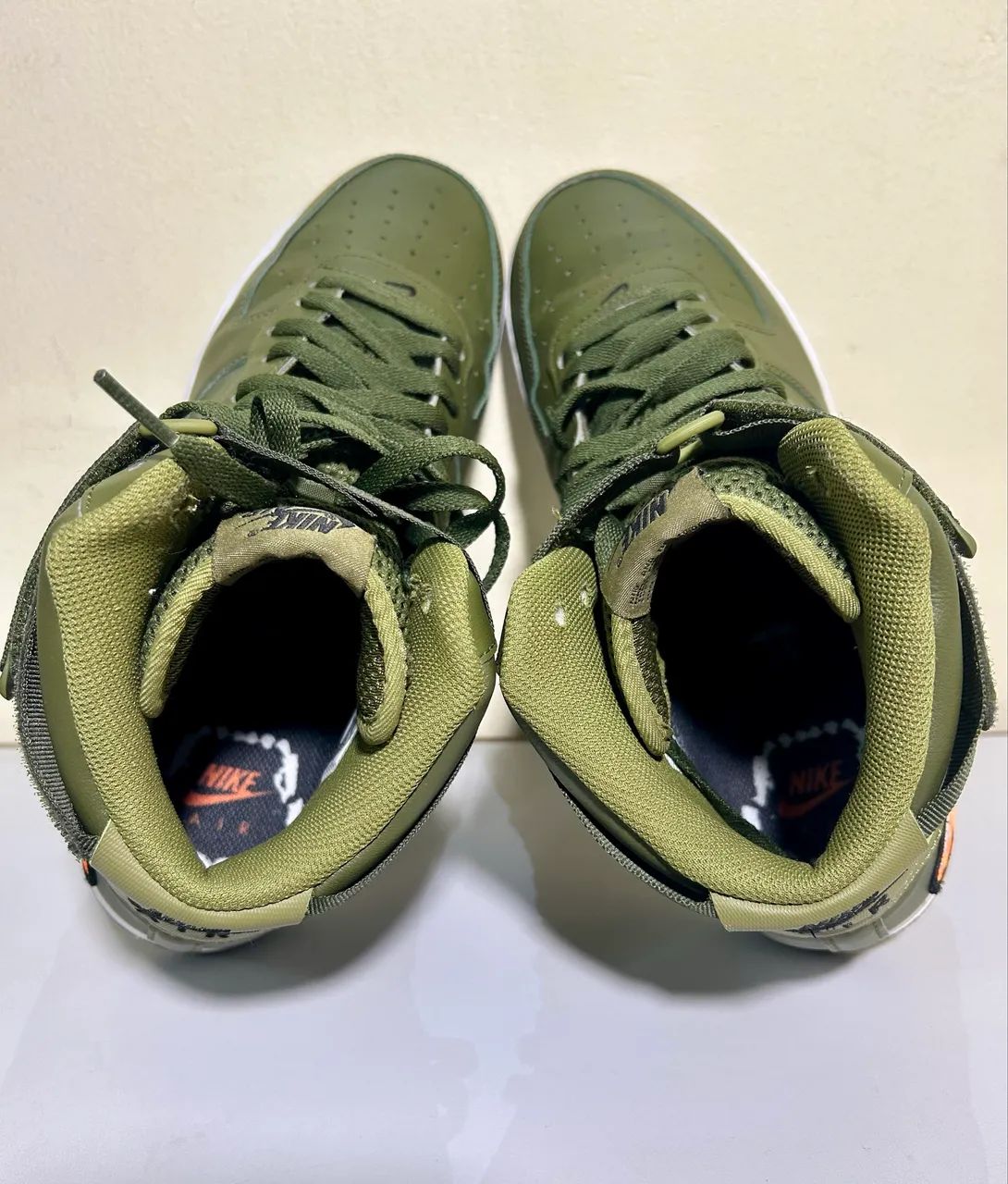 Tênis Nike Air Force 1 High Olive Hoops Pack - Calçados