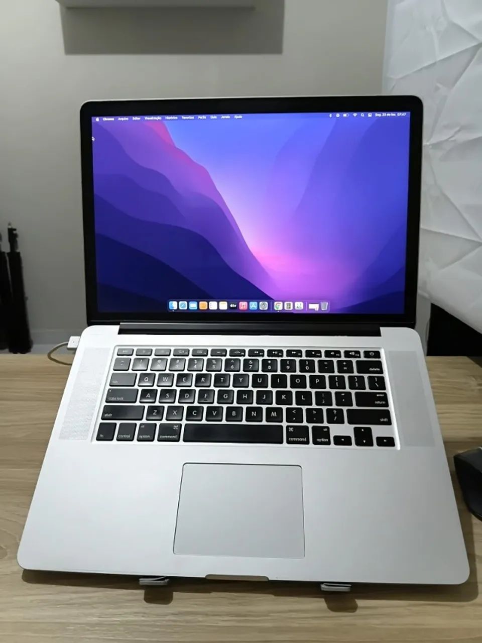 Macbook Pro 2015, 15 polegadas, i7 - 16 Gb e SSD de 512 -Melhor