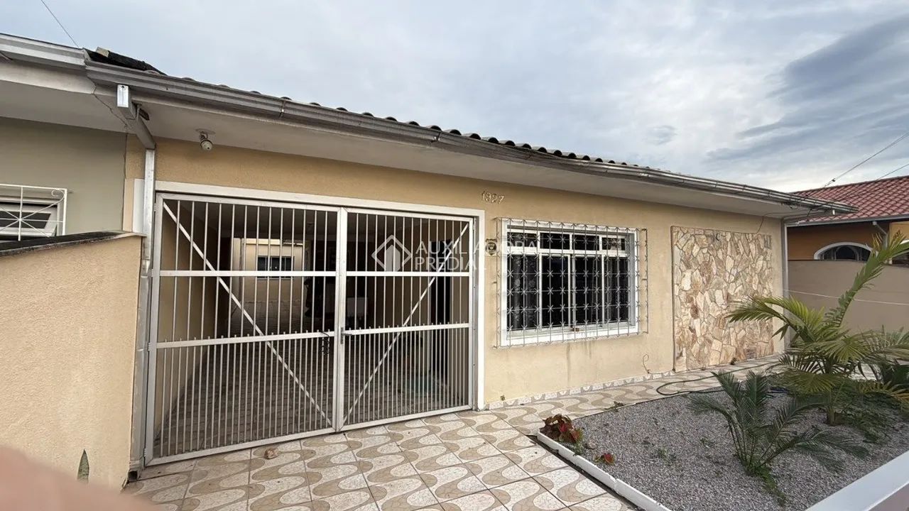 Duas casas no Park Real