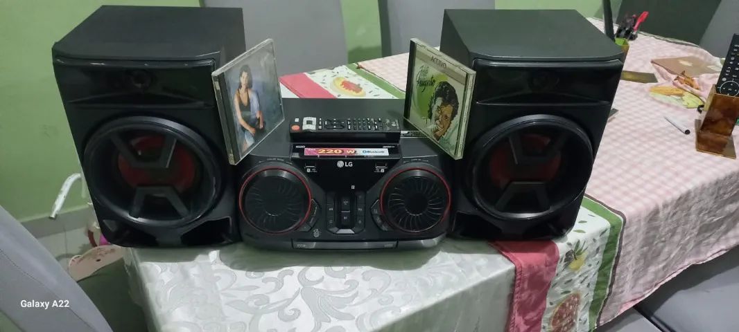 MINI SYSTEM LG CK43, 220 WATTS RMS COM LEITOR DE CD E BLUE TOOTH - Foto 3