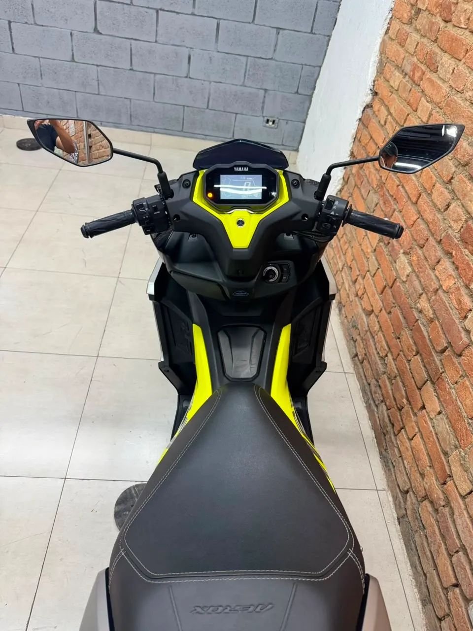 Yamaha AEROX CONNECTED ABS - Foto 3