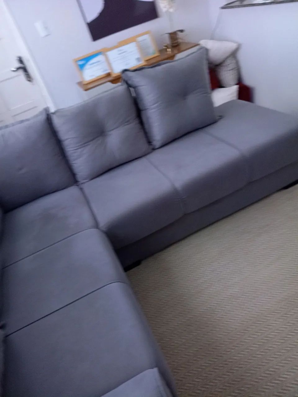 Sofá cinza escuro R$ 650,00 - Foto 5
