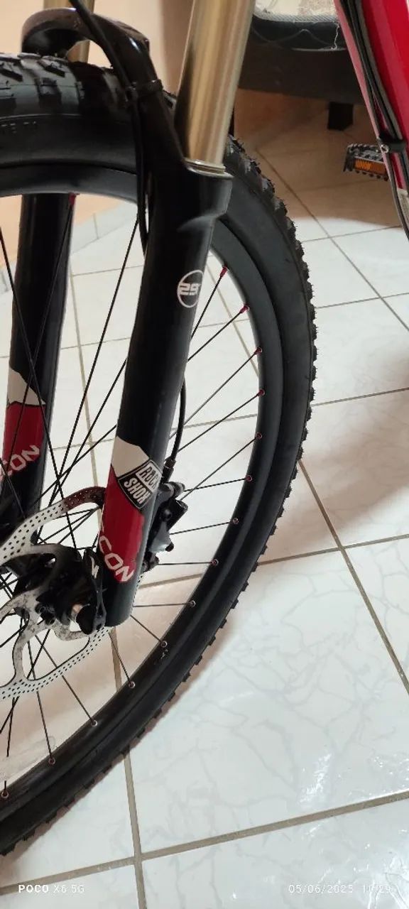 Bicicleta Specialized Rockhopper Comp 29 - Foto 2