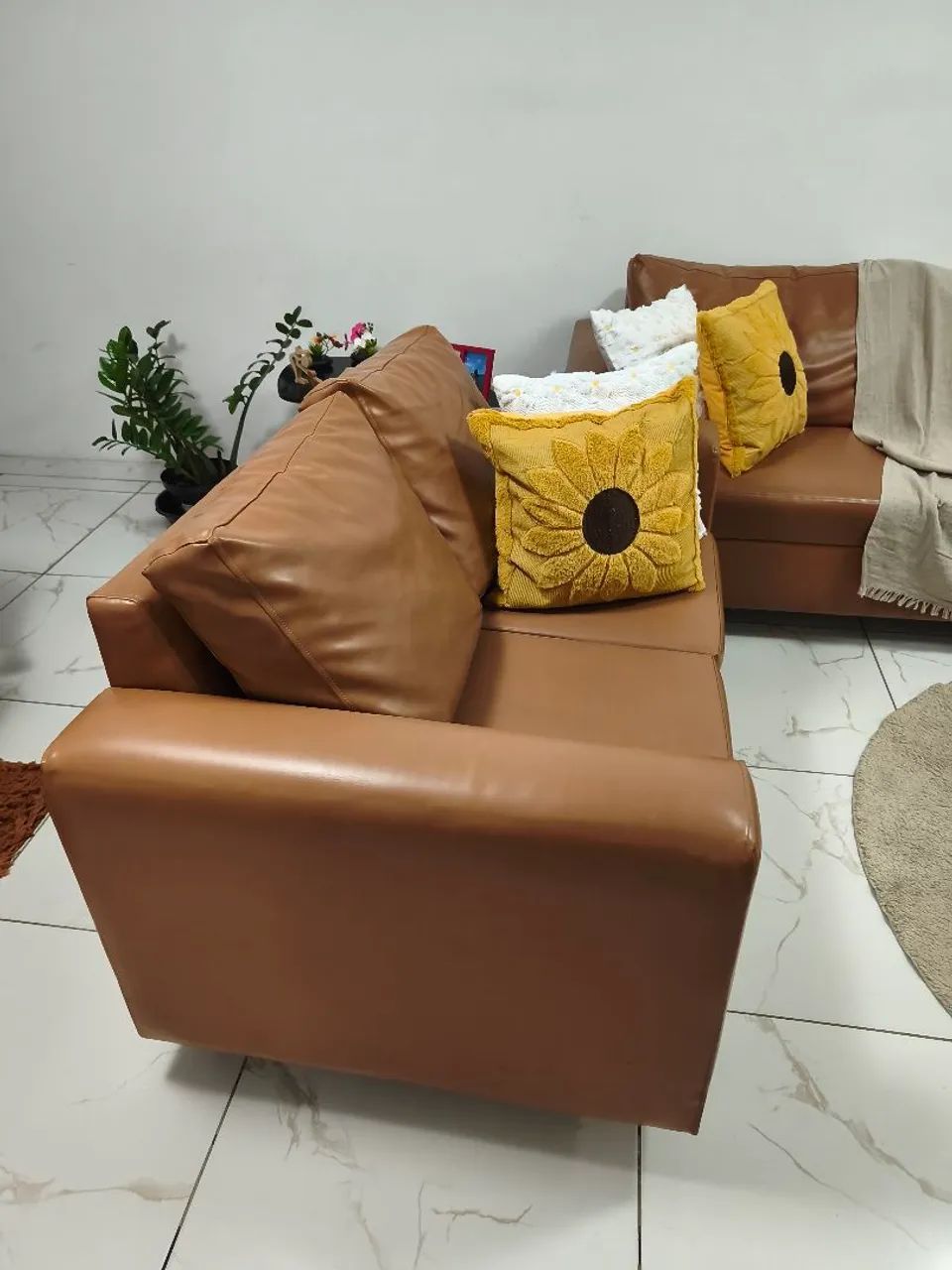 Vendo sofá 2 lugares - Foto 2