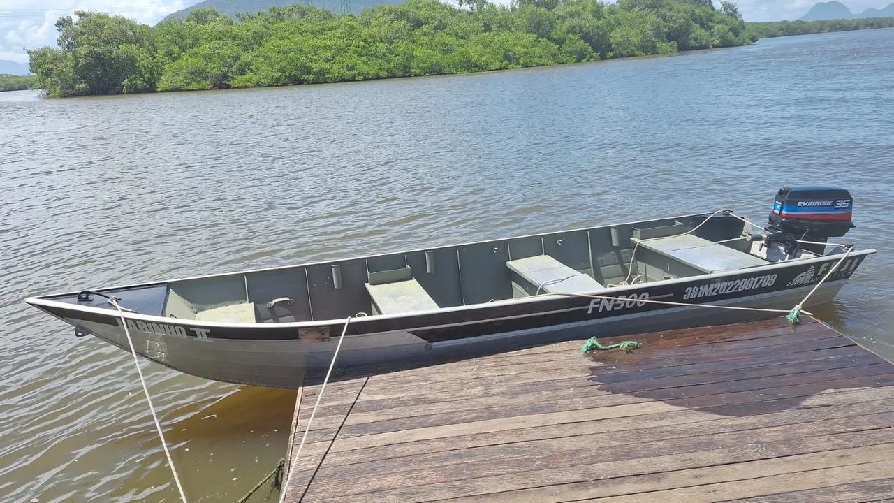Barco de alumínio borda alta. Motor 35hp  - Foto 2