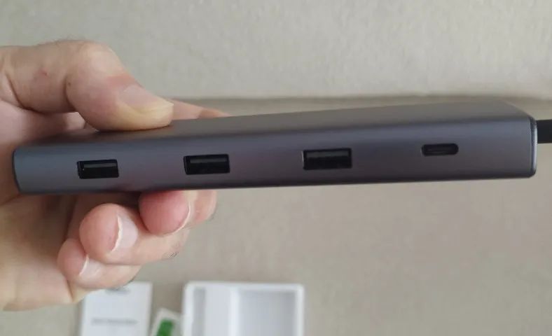 Hub Ugreen USB-C 9x1 10 Gbps - Foto 2