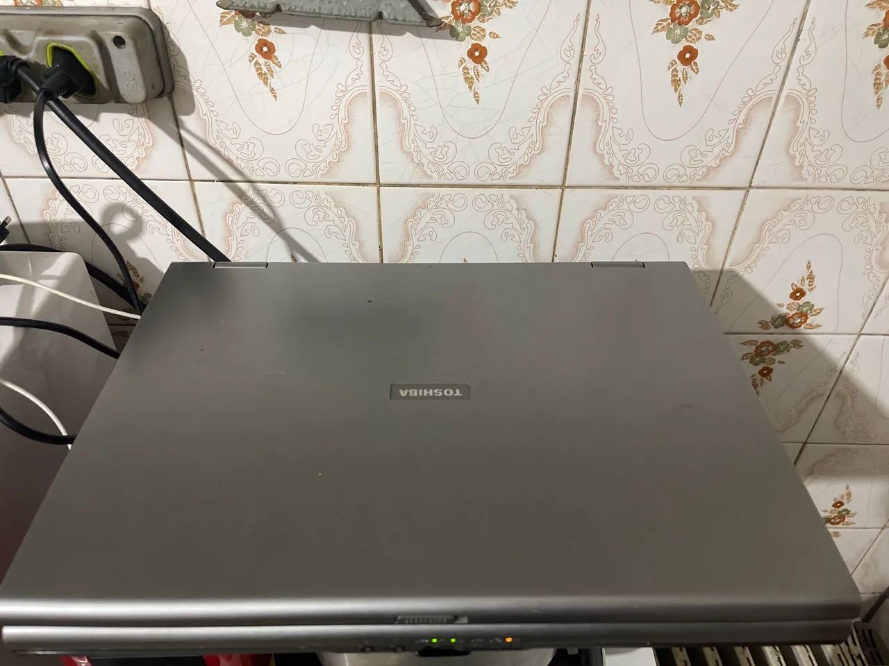 notebook Toshiba Tecra A8  ( carcaça , tela e teclado bons ) - Foto 3