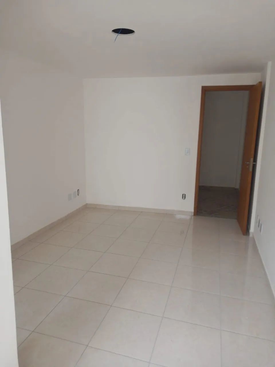 CASA ESPAÇOSA DE 3 ANDARES EM BENTO RIBEIRO - Foto 2
