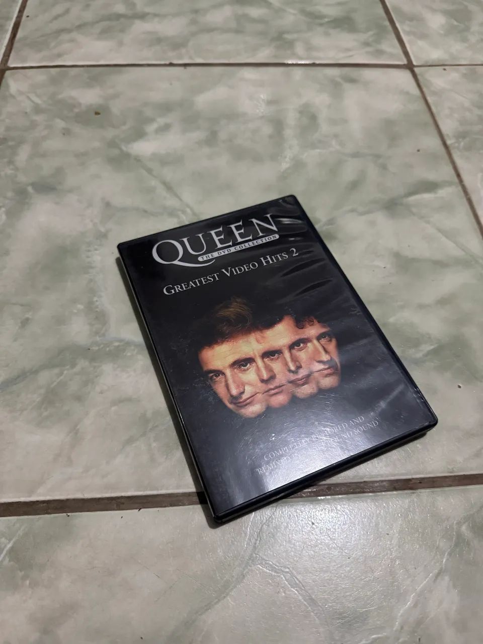 Dvd duplo queen the dvd collection greatest vídeo hits 2 - Foto 2
