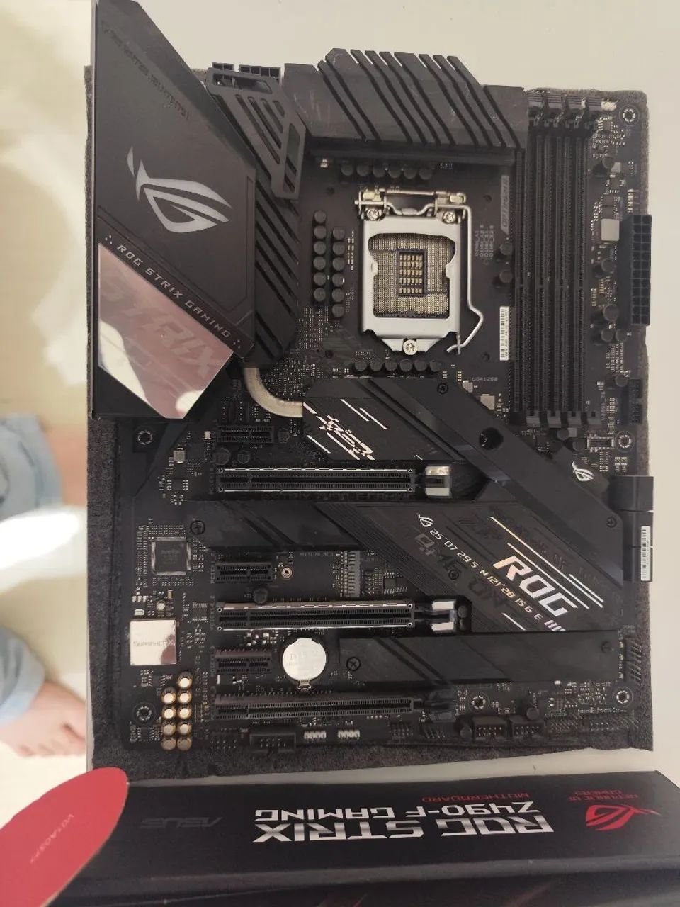 マザーボード Core i7-10700K+Z490M+DDR4 16G+SSD500GB Kit Upgrade Intel i7 10700K + Placa Mãe ASUS ROG Strix Z490 + 16GB