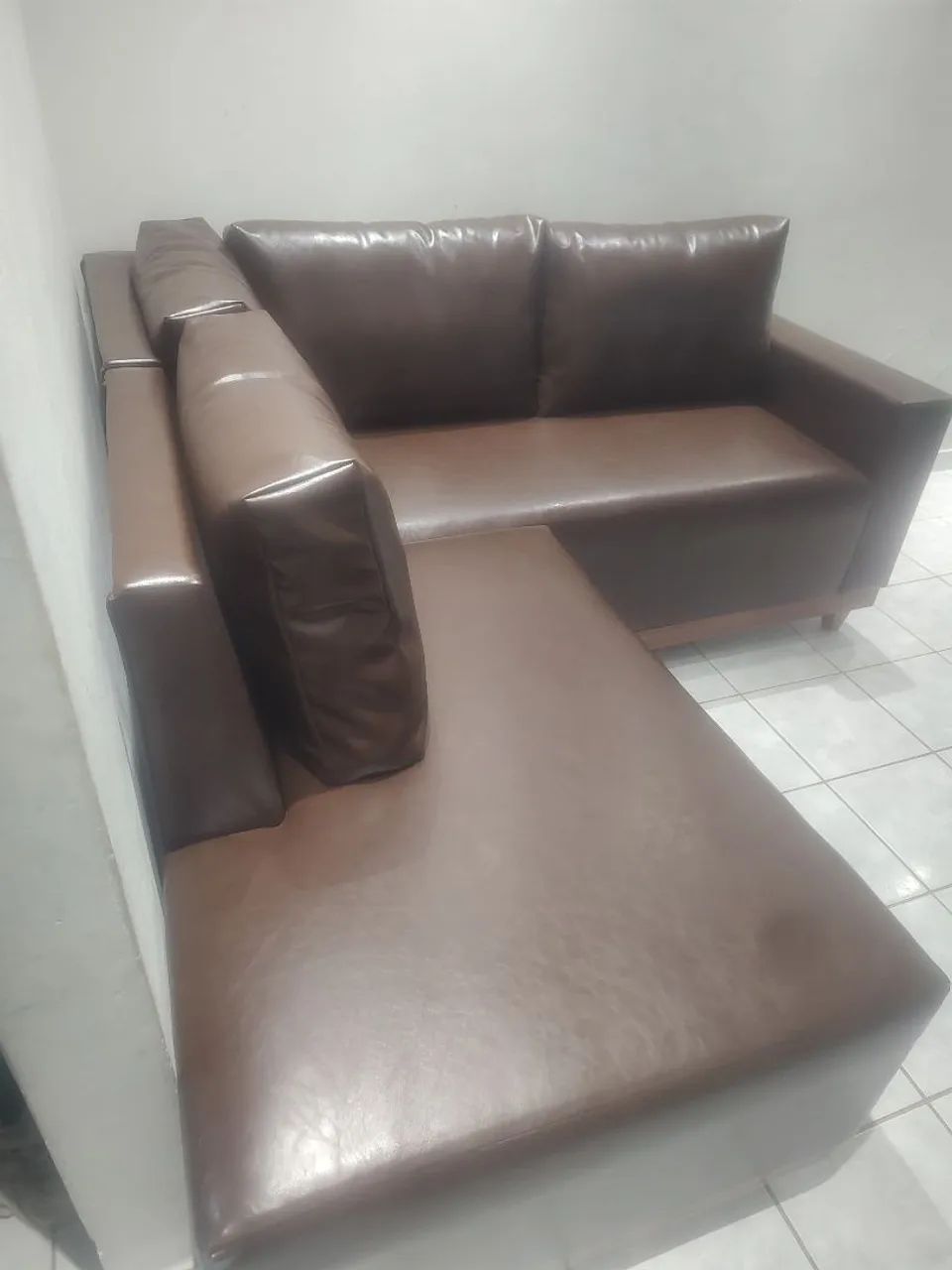 Sofá em L chayse em couricimo. - Foto 5