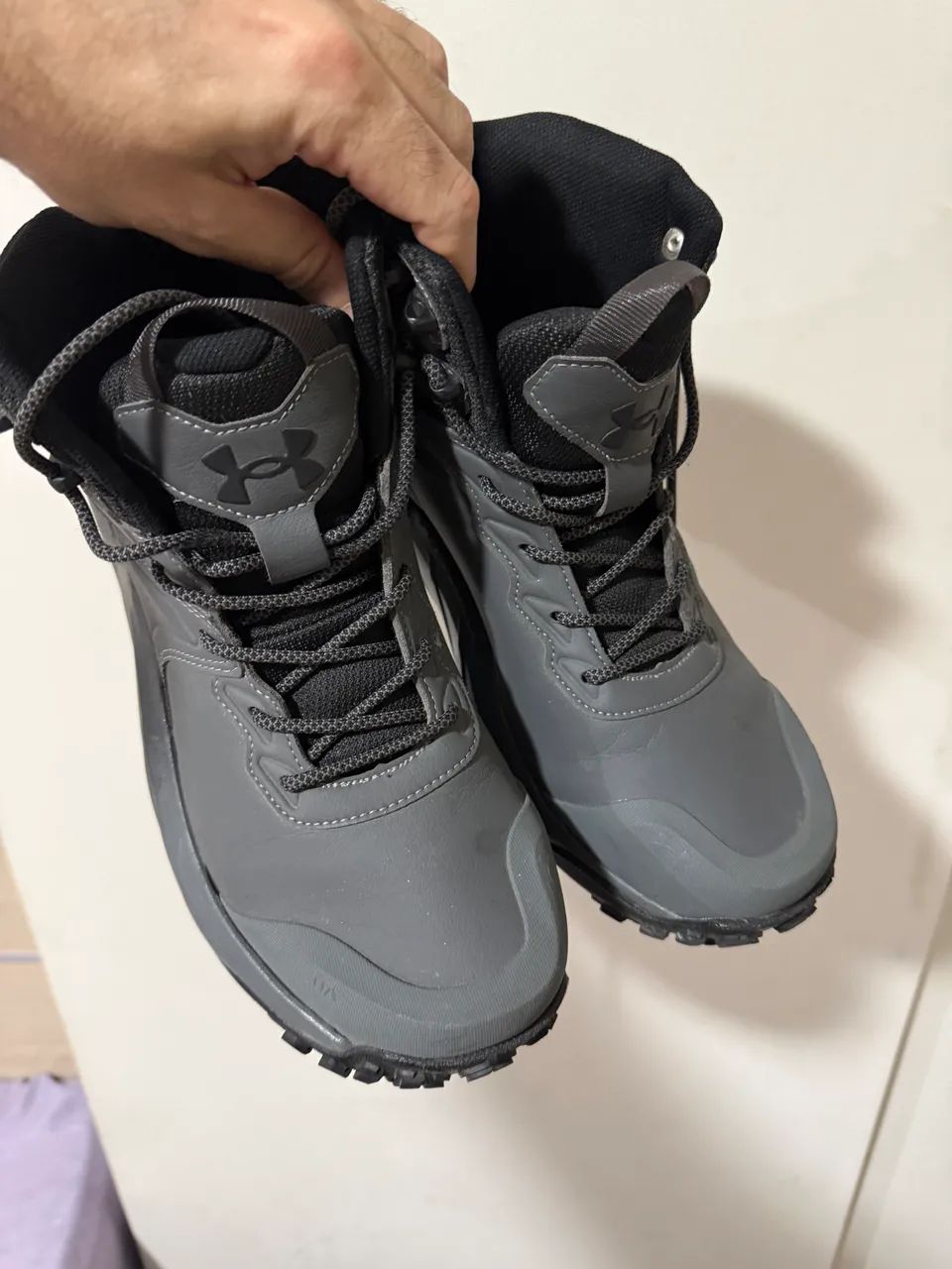 Bota/tenis Defense mid under armour - Foto 2