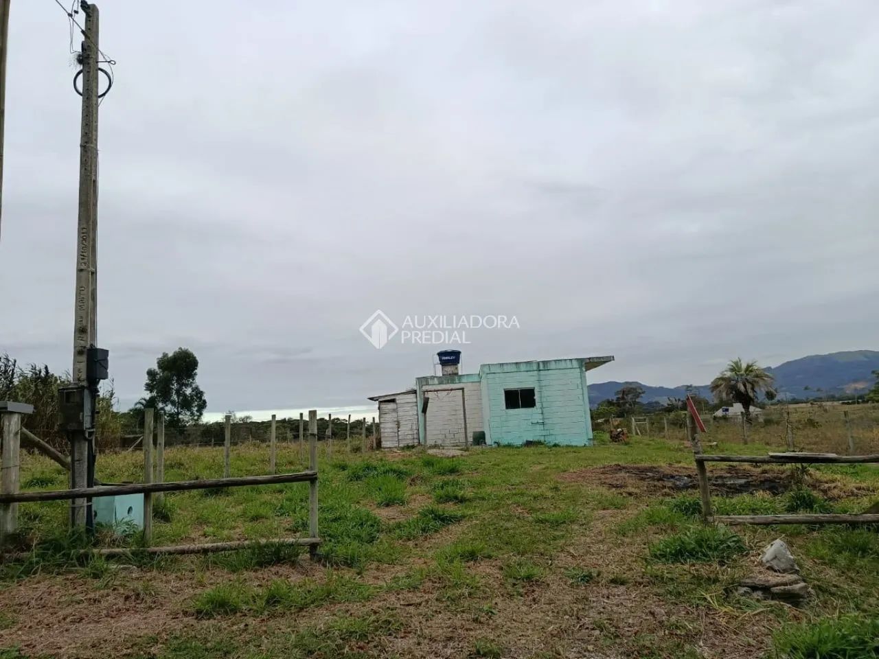 Casa de 36m2 com amplo terreno de 450 m² - Foto 4