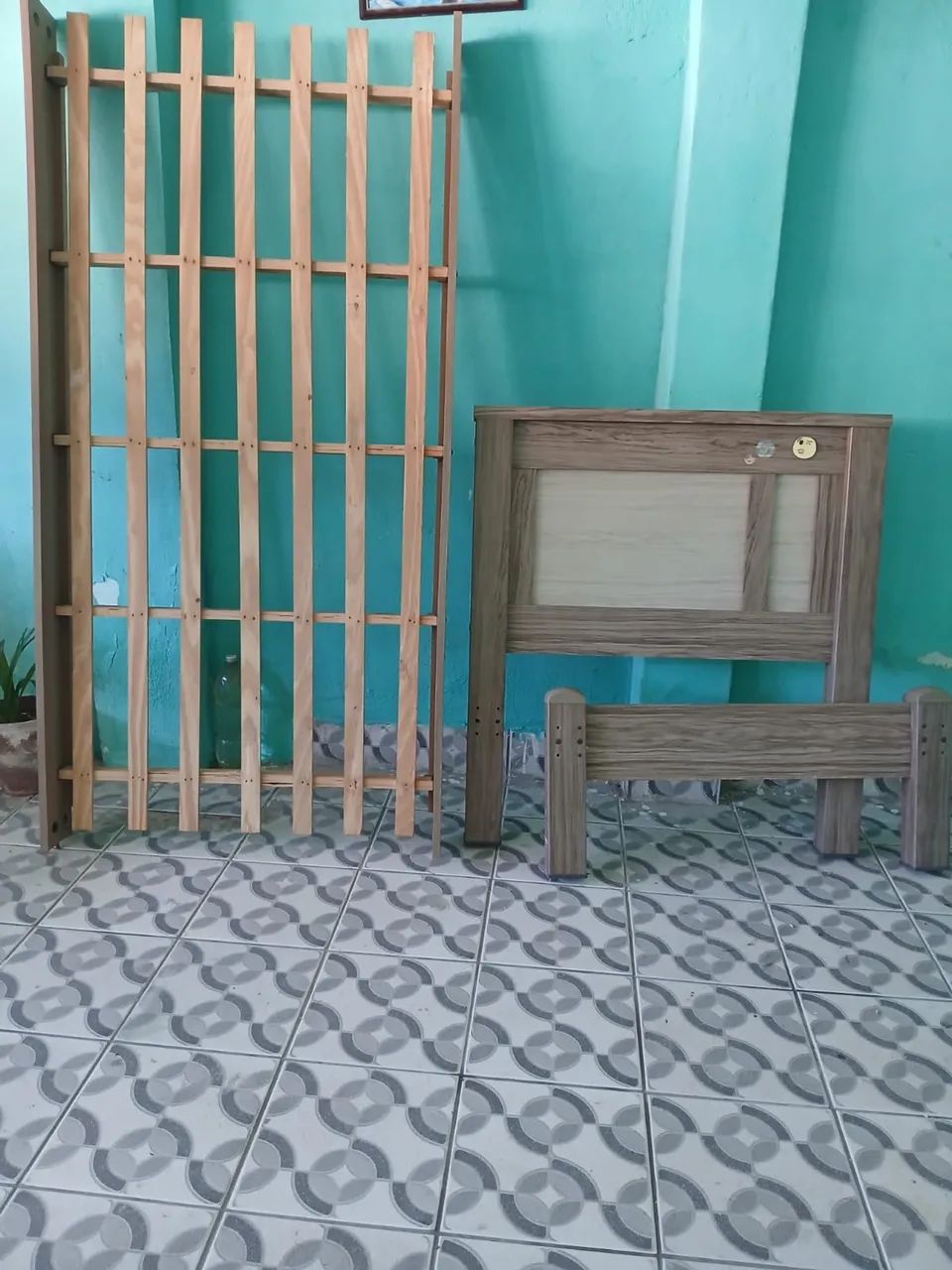 Cama solteiro com colchão 