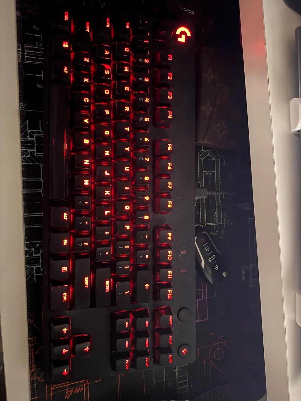 Teclado Logitech Pro