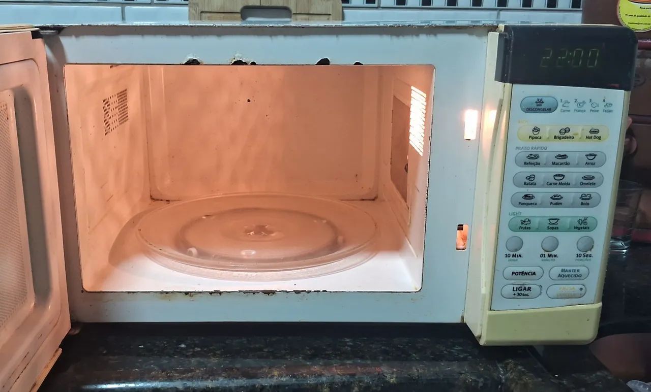 Microondas Electrolux 21L - Funcionando perfeitamente  - Foto 5