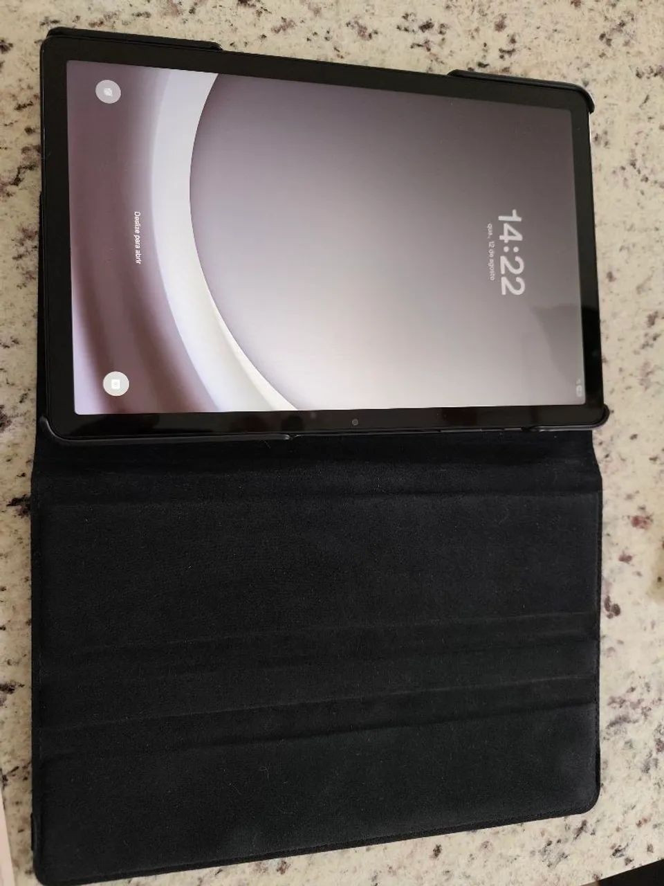 Tablet Samsung A9+ preto com capa. 11 polegadas. 64 GB.