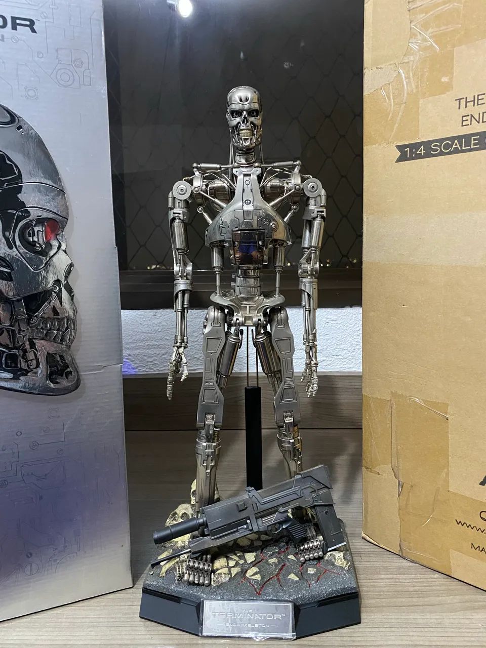Hot Toy Endoskeleton T800 impecável c/ caixa original  - Foto 5