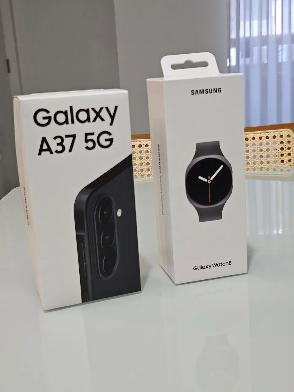 A37 128GB + Galaxy Watch8