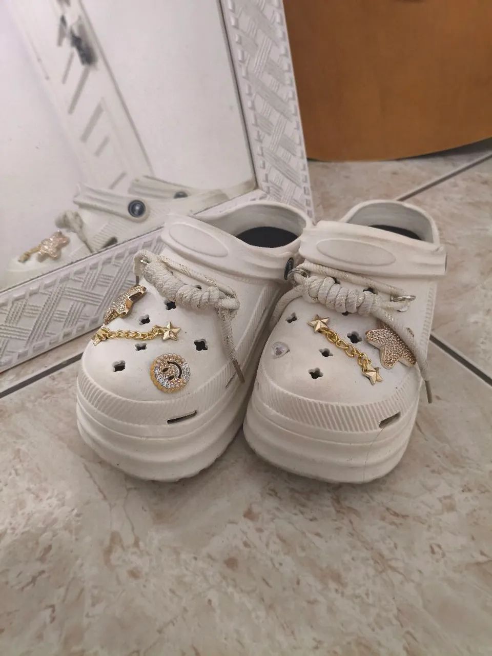 Crocs Babuche Plataforma  - Foto 3