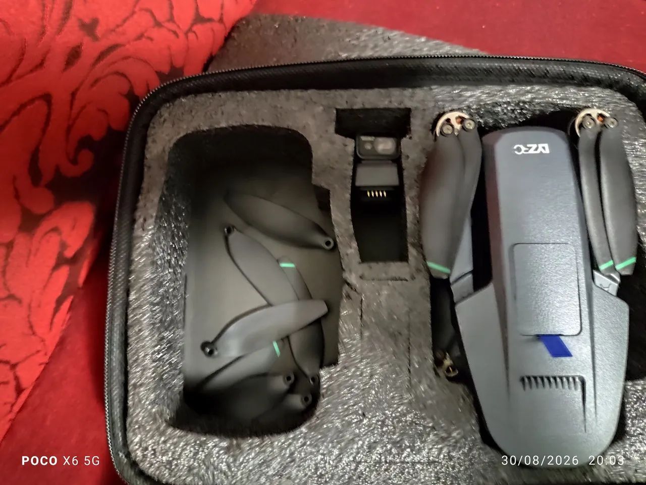 Drone l200 plus com todos os assessórios...