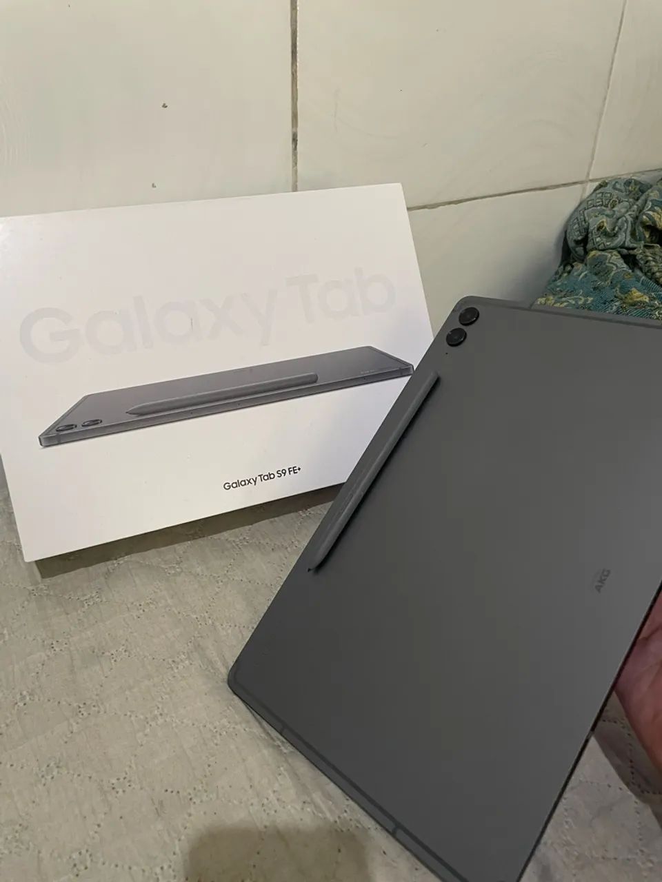 ? SAMSUNG GALAXY TAB S9 FE+