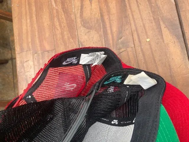 Dois bonés Nike Sb vermelho e preto  - Foto 4