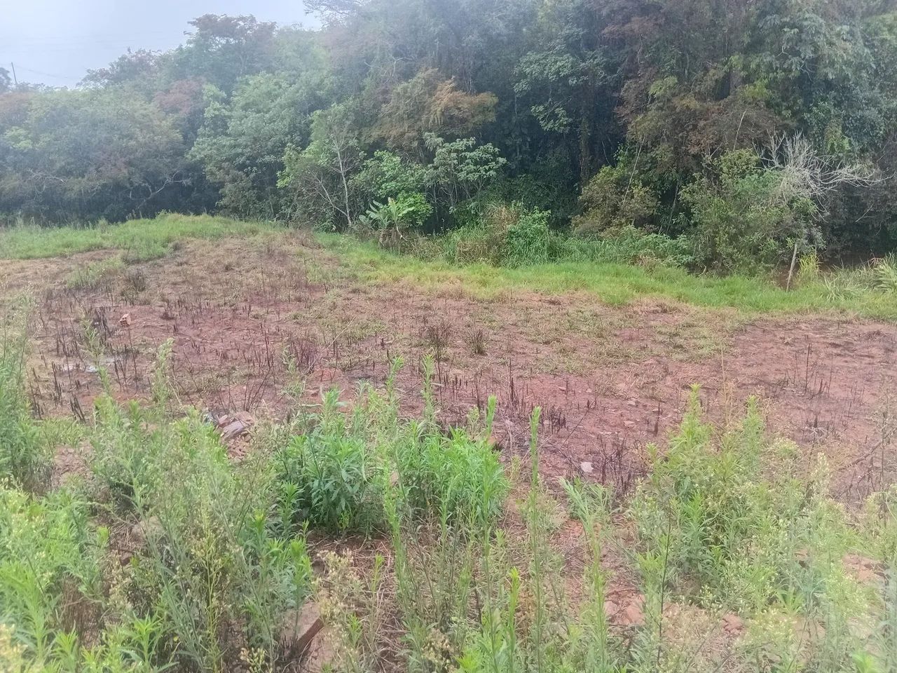 Terreno a venda 3.5 km do centro da cidade.