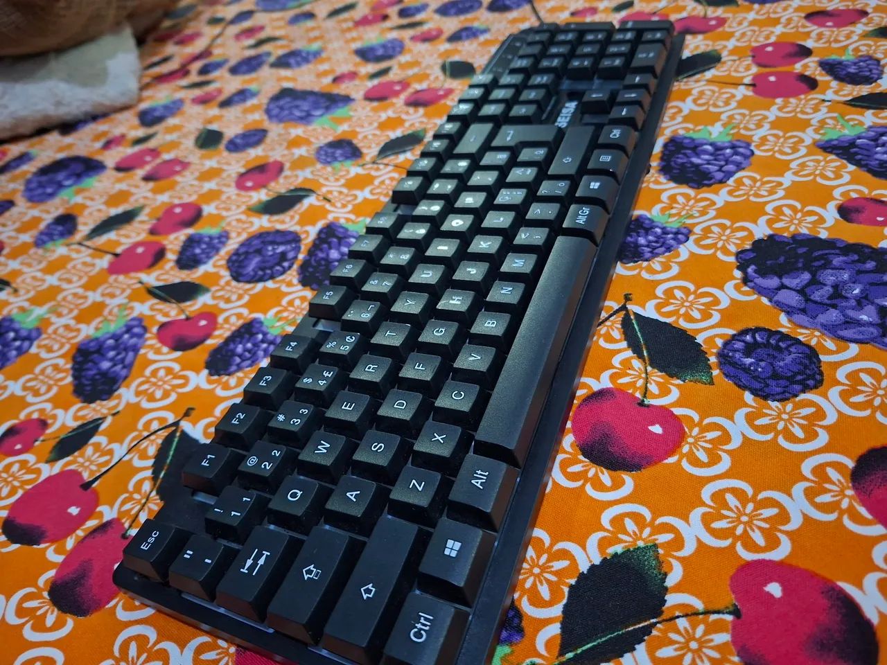 Teclado com led da seisa  - Foto 2