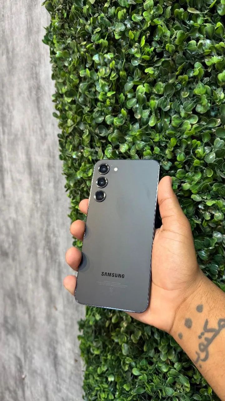 S23+